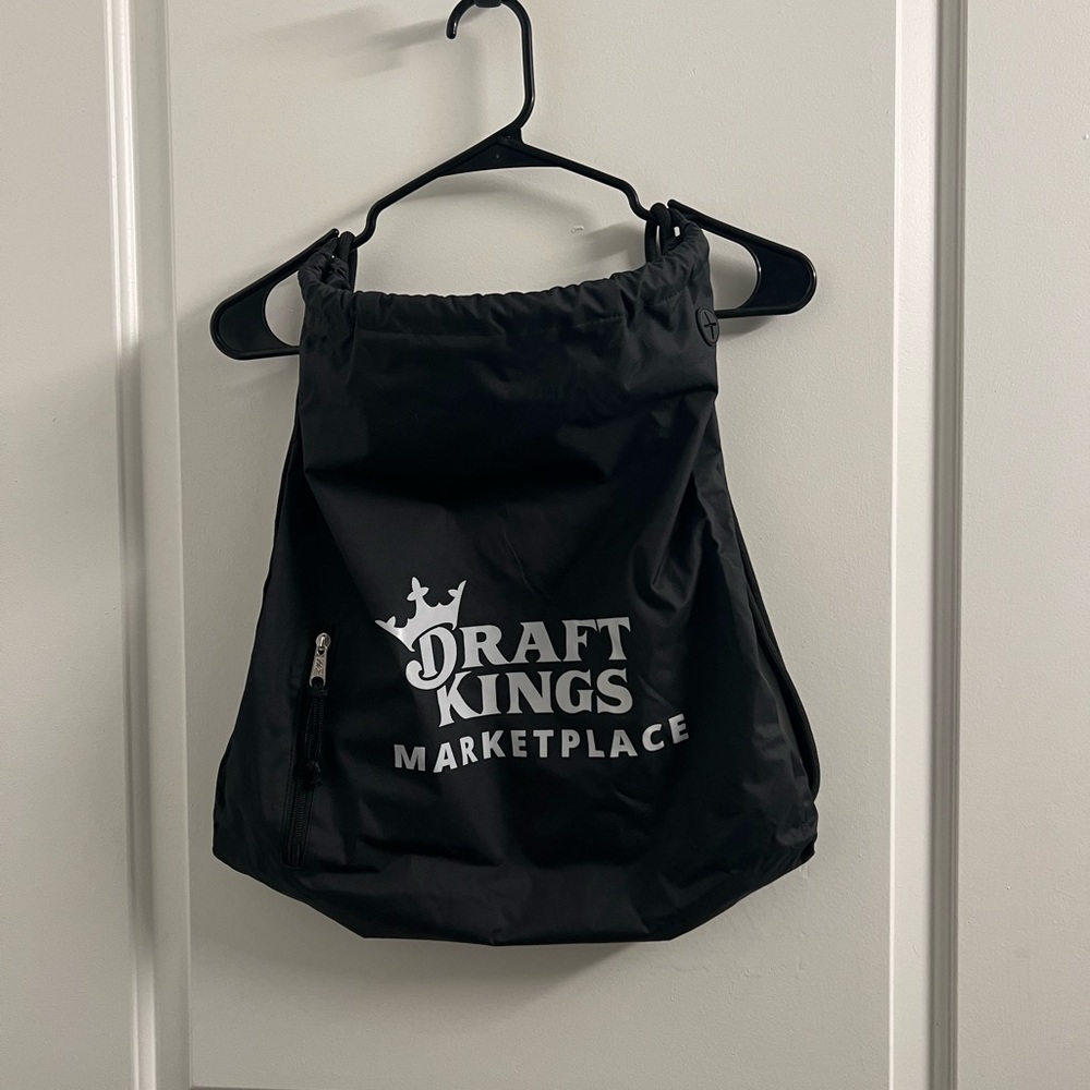 DraftKings Drawstring Backpack (black)